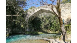 Ερώτηση από τη Νάντια Γιαννακοπούλου σε δύο Υπουργούς: “Δύο χρόνια χωρίς έργο στο Φαράγγι του Λουσίου: αποκλεισμένες Ιερές Μονές”